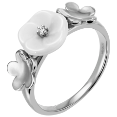 Ring Royal Blossom Bouquet, 3 Blüten S, 750 Weißgold, 50 mm, 1 Porzellanblüte S, 1 Brillant 0,02 ct, TW, VSI, Vollschliff Gut, 2 G